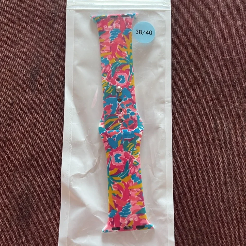🆕 Silicone Floral/Tropical Print Silicone Apple Watch Band- Sz S/M 38/40